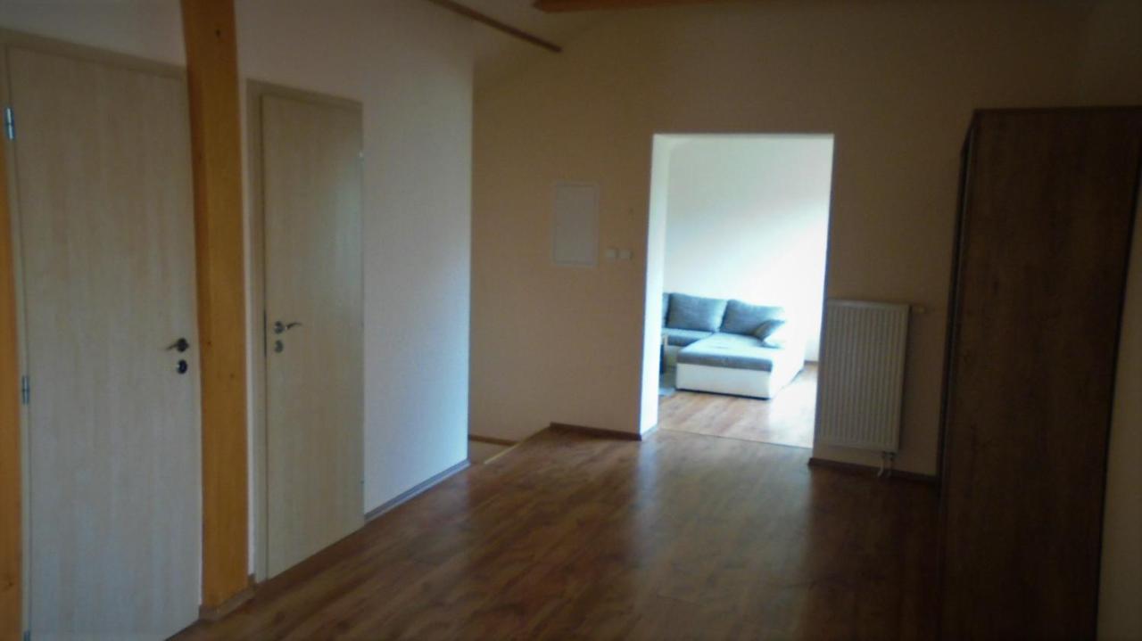 Apartman Aya Janov nad Nisou Exteriör bild