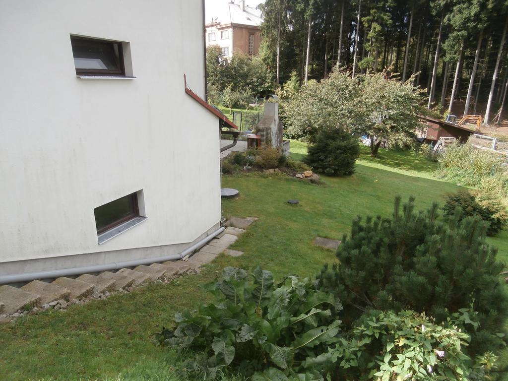 Apartman Aya Janov nad Nisou Exteriör bild