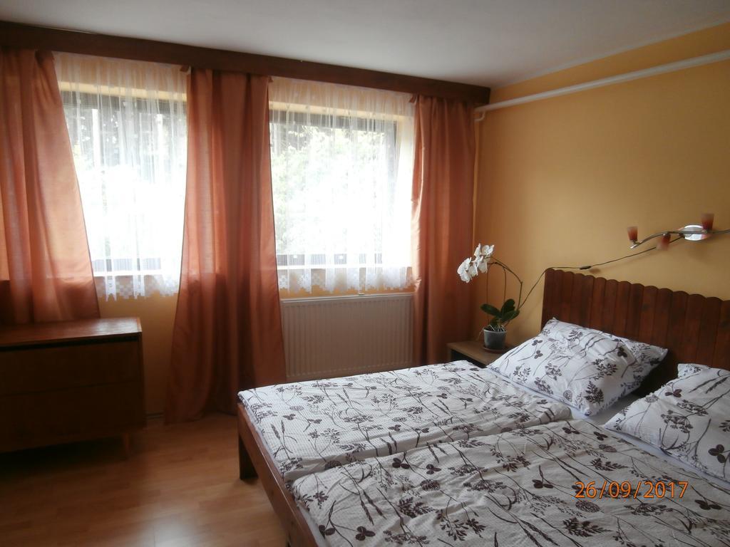 Apartman Aya Janov nad Nisou Exteriör bild